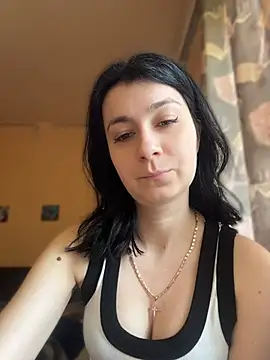 Snapshot of MissElya chatting on May 23, 2026, 7:35 am MissElya online show from May 23, 2026, 7:35 am