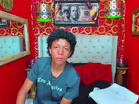skinny20boy online show from May 25, 2026, 11:00 pm