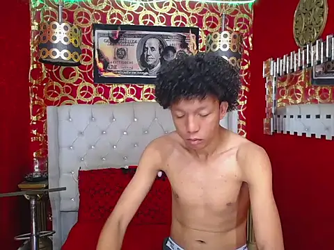 skinny20boy online show from July 13, 2026, 8:55 pm