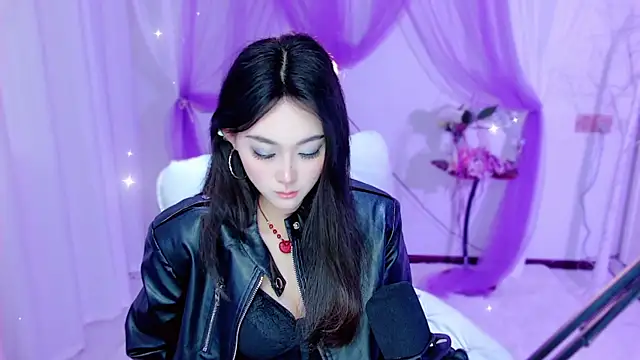 Tili Lucky online show from May 15, 2026, 10:50 pm