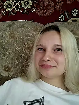 SallyMartinez online show from July 19, 2026, 10:08 am