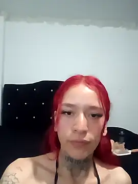 ChicaFuegoDulce online show from May 7, 2026, 3:06 pm