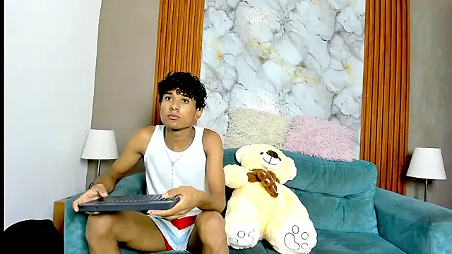 Snapshot of BOUL_GUYS chatting on May 24, 2026, 1:10 am BOUL GUYS online show from May 24, 2026, 1:10 am