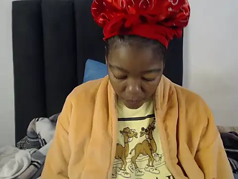 Snapshot of BustyNay chatting on May 19, 2026, 10:32 am BustyNay online show from May 19, 2026, 10:32 am