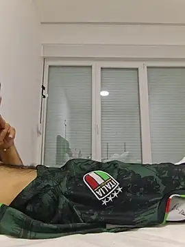 kurdishboy69 online show from June 16, 2026, 8:44 pm