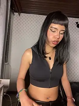 Snapshot of AntonellaCooper_Pink chatting on June 5, 2026, 6:52 am AntonellaCooper Pink online show from June 5, 2026, 6:52 am