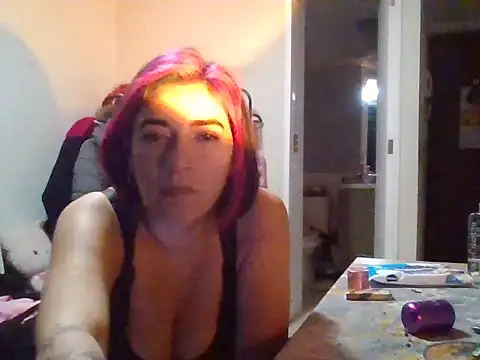 madamepiaceri online show from May 7, 2026, 10:59 pm