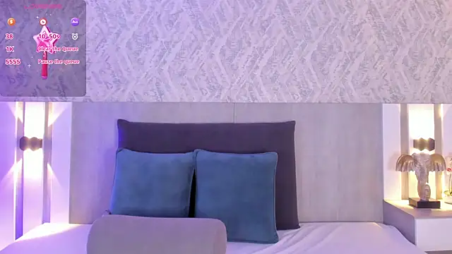 Vaalentina Lux online show from May 22, 2026, 3:50 pm