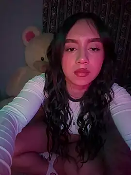 Snapshot of juli_06 chatting on May 9, 2026, 3:45 am juli 06 online show from May 9, 2026, 3:45 am