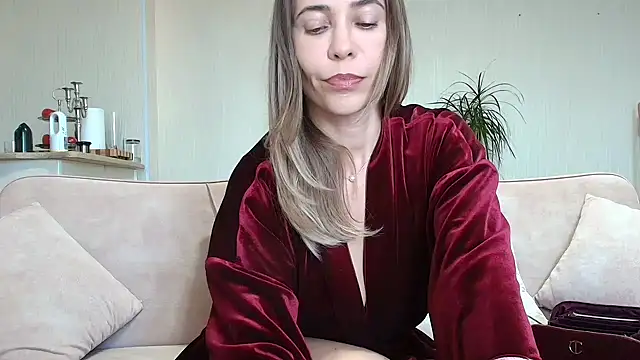 Gargona1 online show from June 2, 2026, 1:13 pm