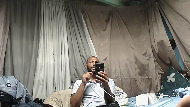 Camodick online show from March 16, 2026, 5:50 pm