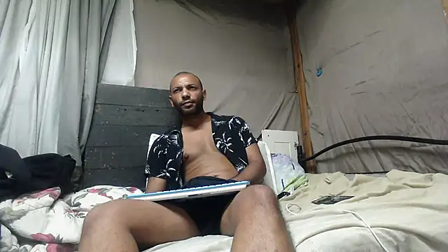 Camodick online show from May 18, 2026, 6:14 pm