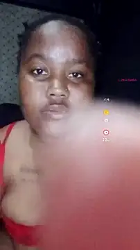ChubbyMidgetxxx19 online show from July 13, 2026, 4:54 pm