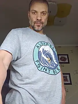 DaddyMarlboro online show from May 28, 2026, 7:33 pm