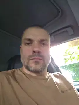 DaddyMarlboro online show from June 13, 2026, 1:53 pm