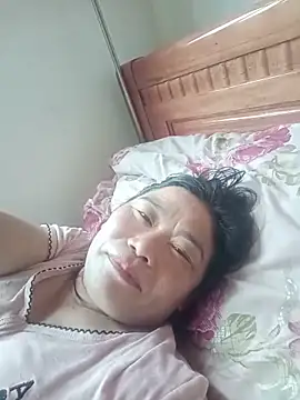 Snapshot of -Lytina- chatting on June 4, 2026, 6:30 am -Lytina- online show from June 4, 2026, 6:30 am