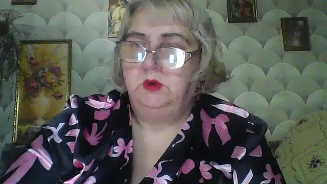 MarinaFarina53 online show from June 9, 2026, 4:46 am