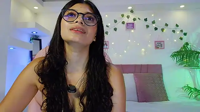 isabel space online show from June 25, 2026, 6:12 pm