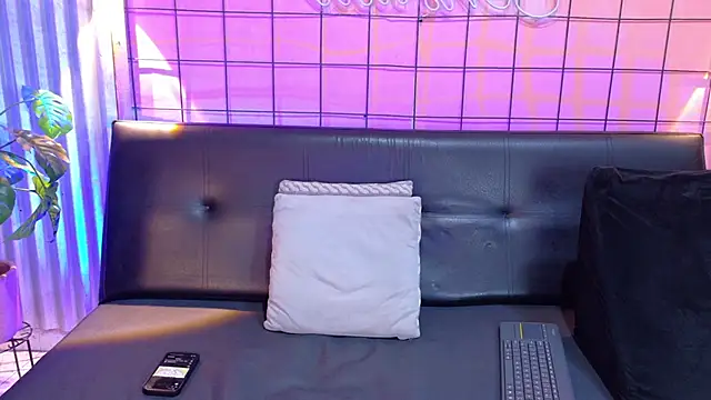 criss hardcock  online show from June 3, 2026, 1:03 pm
