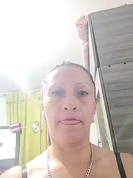 Snapshot of Vely_ chatting on June 14, 2026, 12:30 am Vely online show from June 14, 2026, 12:30 am