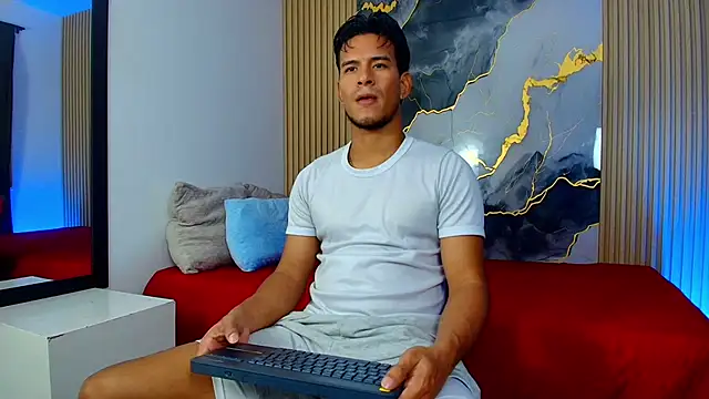 JacobWolf   online show from June 5, 2026, 7:52 pm