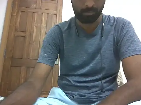 Ijus12 online show from May 8, 2026, 5:40 pm