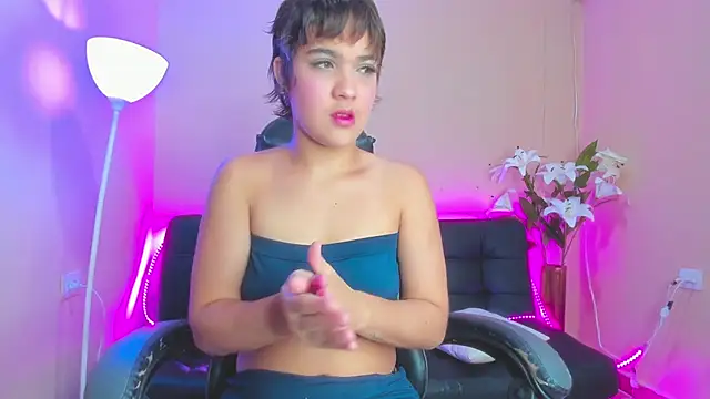 Adara Young online show from May 19, 2026, 2:51 am