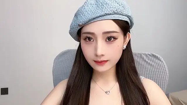  222Mia online show from May 27, 2026, 9:06 am
