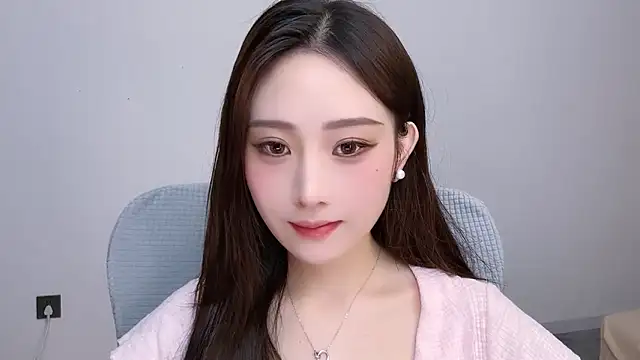  222Mia online show from May 29, 2026, 2:31 am