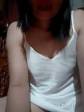 -Trici- online show from July 25, 2026, 11:24 pm