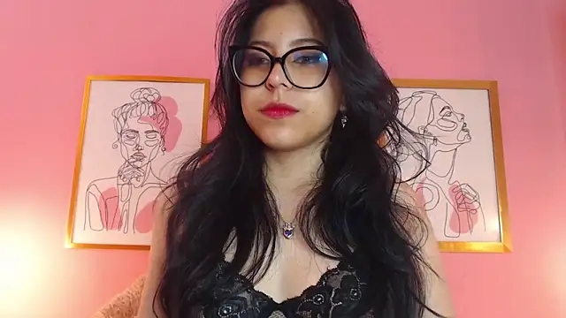 RoxxyMoon online show from May 12, 2026, 12:46 pm