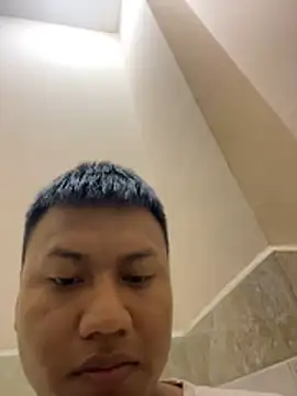 alejandro hottts online show from May 22, 2026, 12:29 am
