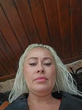 MILFBARBY online show from October 17, 2025, 7:11 am