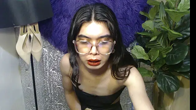 Snapshot of RoseAmarie chatting on June 9, 2026, 6:58 am RoseAmarie online show from June 9, 2026, 6:58 am