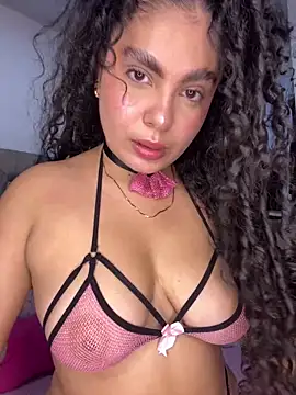 Yassy 11 online show from June 19, 2026, 7:17 pm