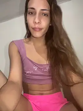 Cata miah online show from June 3, 2026, 4:37 am