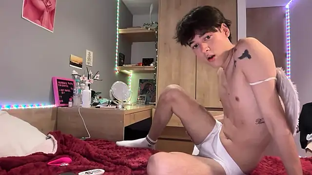 AngelRyes online show from July 9, 2026, 4:27 am