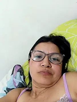 Snapshot of Casandra_inthemorning chatting on June 3, 2026, 2:14 am Casandra inthemorning online show from June 3, 2026, 2:14 am