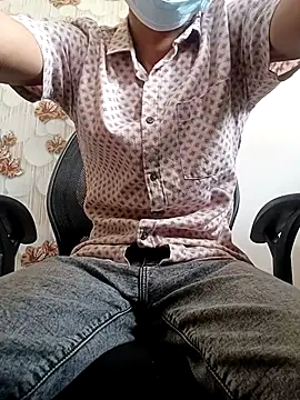 Snapshot of BlackkCrab chatting on May 16, 2026, 7:38 am BlackkCrab online show from May 16, 2026, 7:38 am