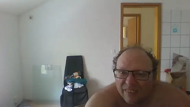 busman39 online show from May 10, 2026, 9:14 am