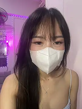 Lov3lily online show from August 2, 2026, 3:21 pm