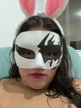 cherrybr01 online show from June 7, 2026, 1:32 am