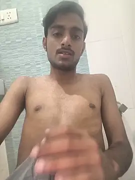 skinnybigdic online show from May 31, 2026, 4:36 pm