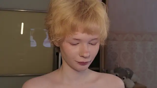 Snapshot of Misska_kek chatting on May 11, 2026, 1:28 pm Misska kek online show from May 11, 2026, 1:28 pm