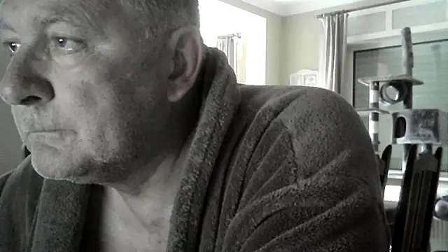edje59a online show from May 12, 2026, 6:43 am