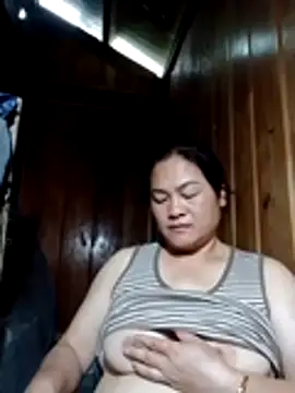 Snapshot of Blowjob0100 chatting on June 30, 2026, 1:39 am Blowjob0100 online show from June 30, 2026, 1:39 am