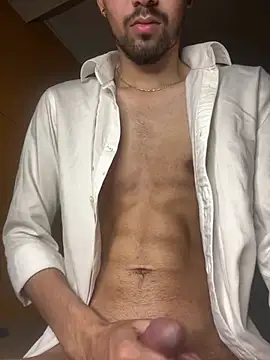 justinzaaa online show from July 24, 2026, 9:57 pm
