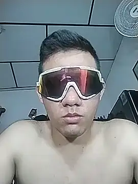 Stiven abello13 online show from May 29, 2026, 3:21 pm