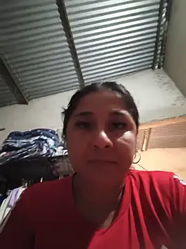 Snapshot of noemy-25 chatting on June 9, 2026, 2:50 pm noemy-25 online show from June 9, 2026, 2:50 pm