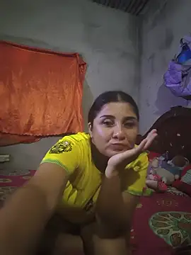 Snapshot of noemy-25 chatting on June 16, 2026, 4:04 am noemy-25 online show from June 16, 2026, 4:04 am